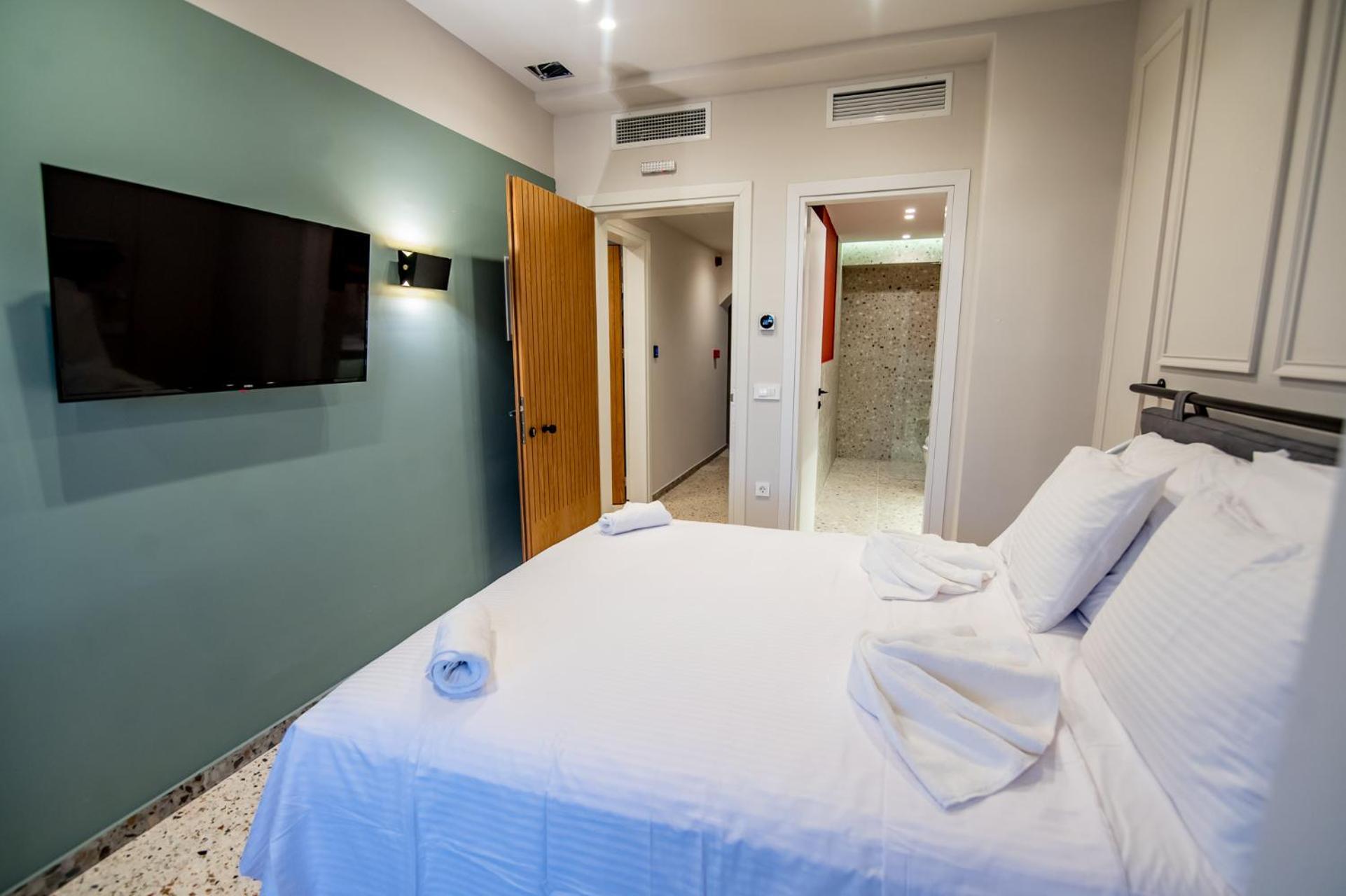 Belle Athenes - Luxury Rooms At Monastiraki Railway Station 外观 照片