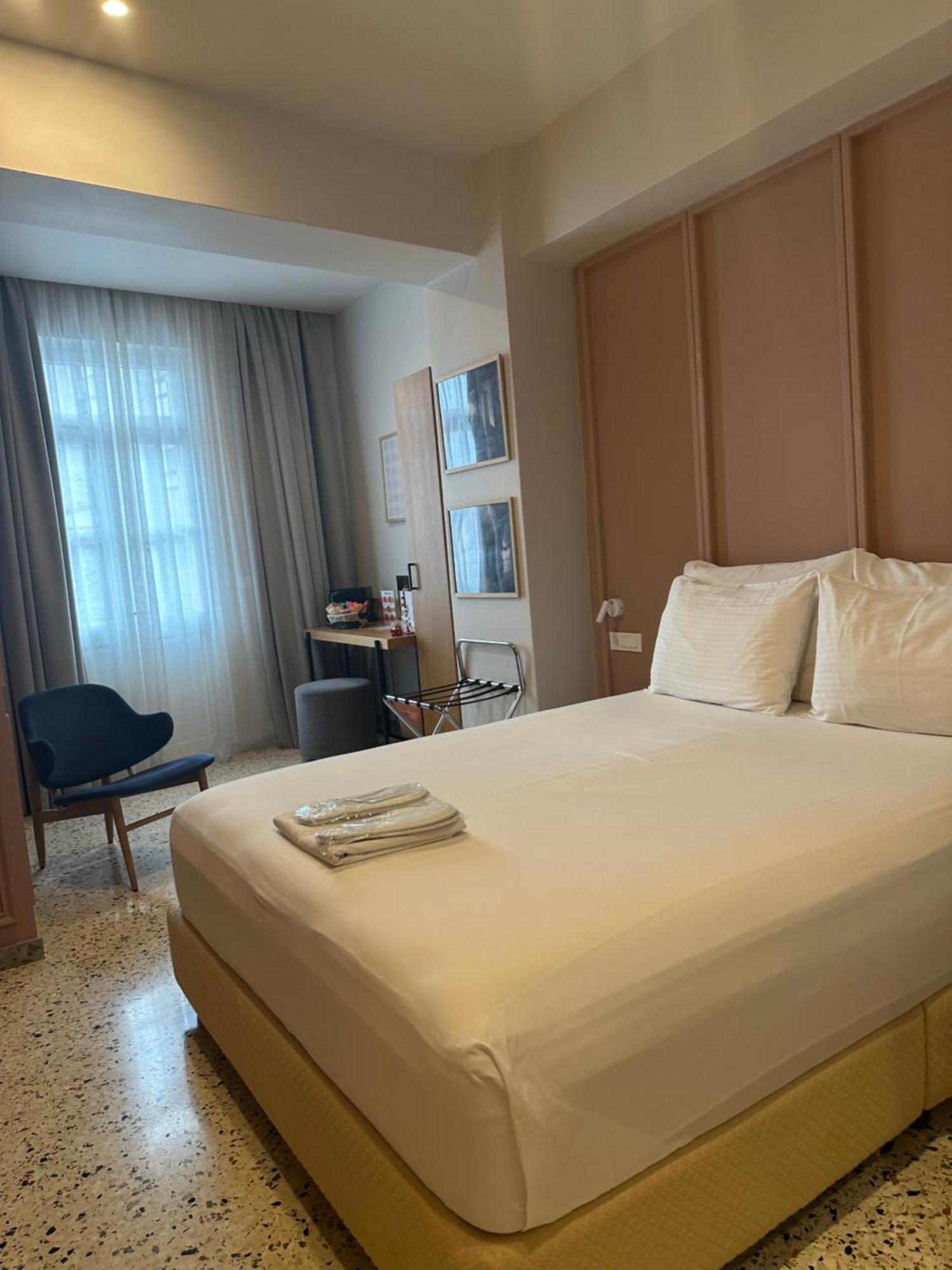 Belle Athenes - Luxury Rooms At Monastiraki Railway Station 外观 照片